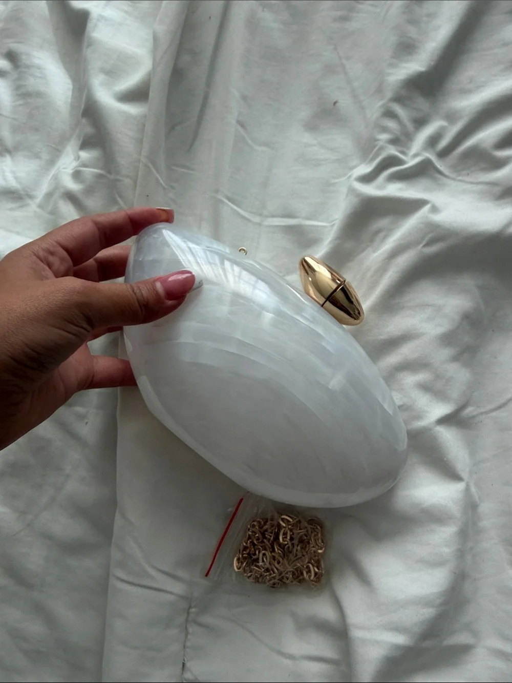 Fashion Nova White Oval Evening Phone Case with Gold Accent new